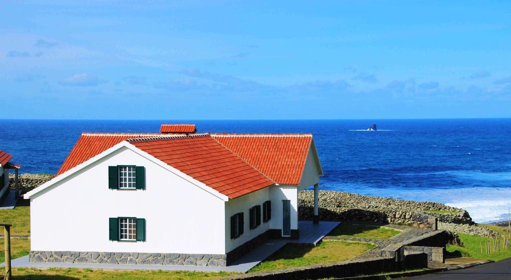 Villa Casas Da Cascata Lajes das Flores Habitación foto