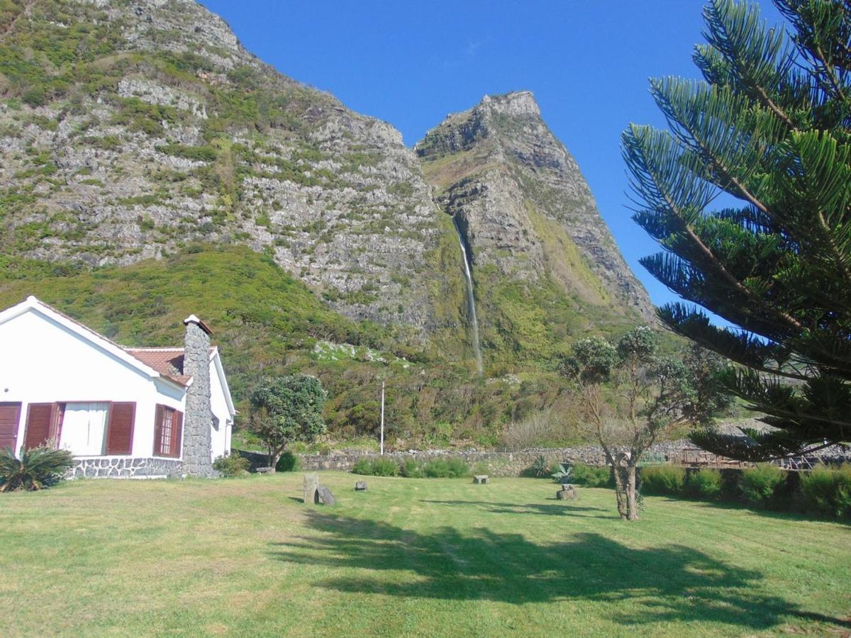 Villa Casas Da Cascata Lajes das Flores Exterior foto